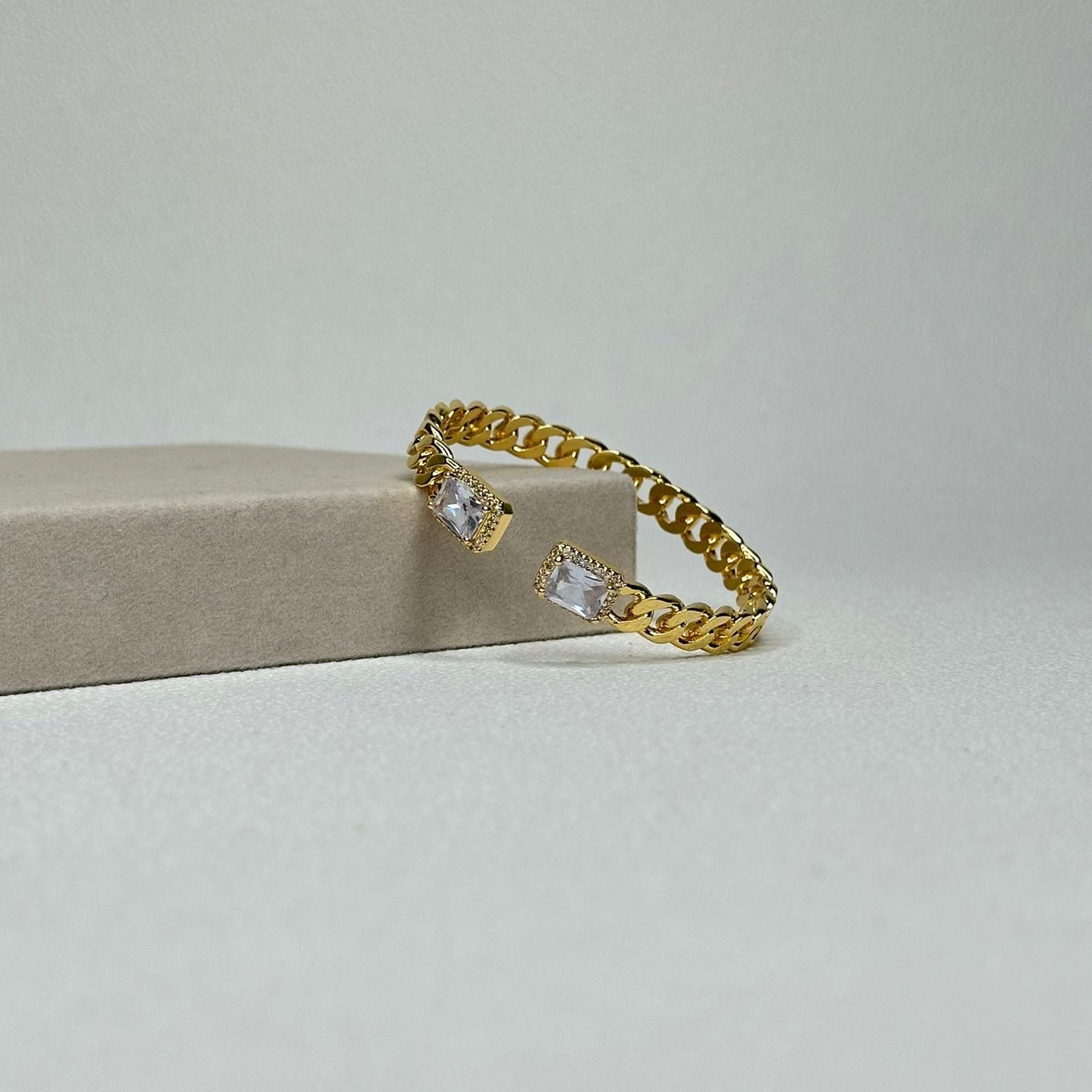 Gold Chine Bracelet