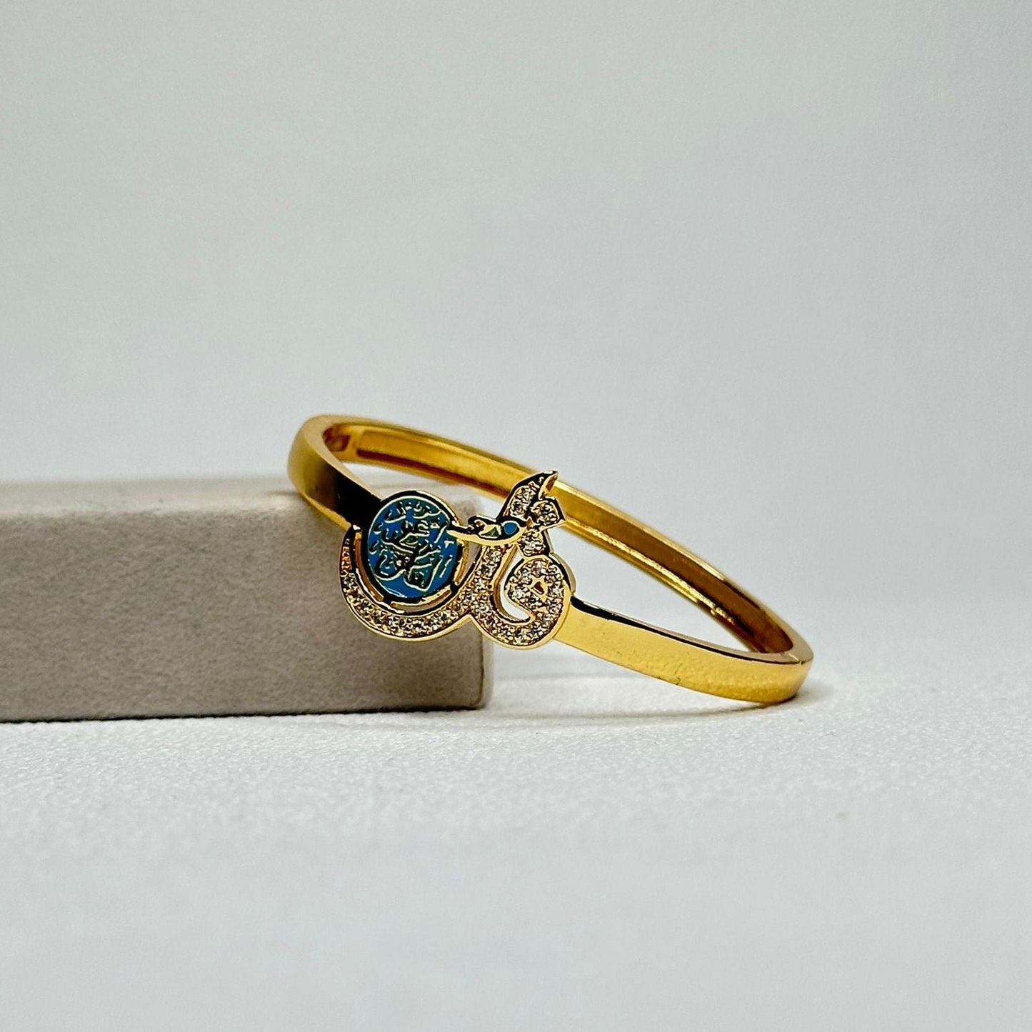 Gold Qal Bracelet