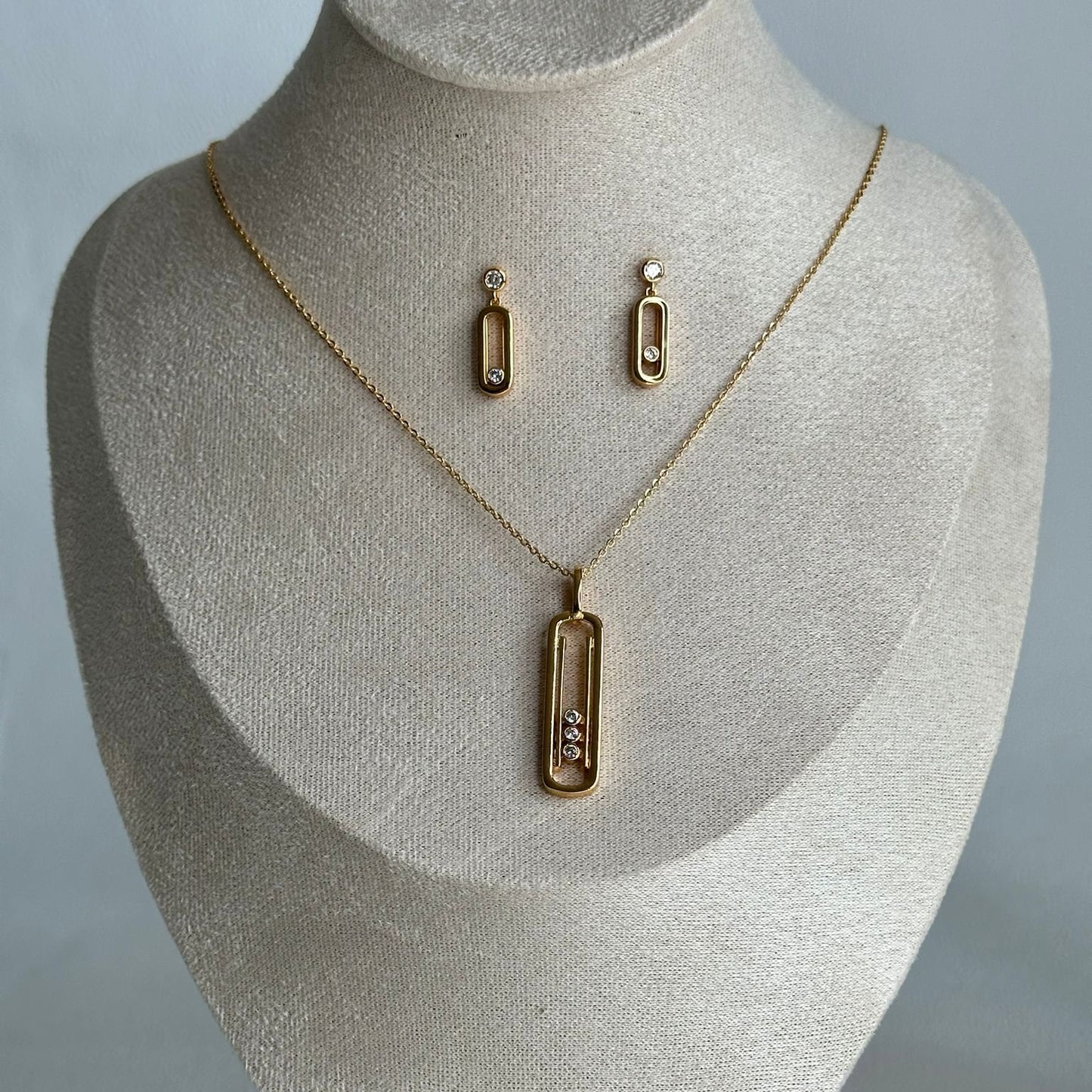 Gold Bracie Jewelry Set
