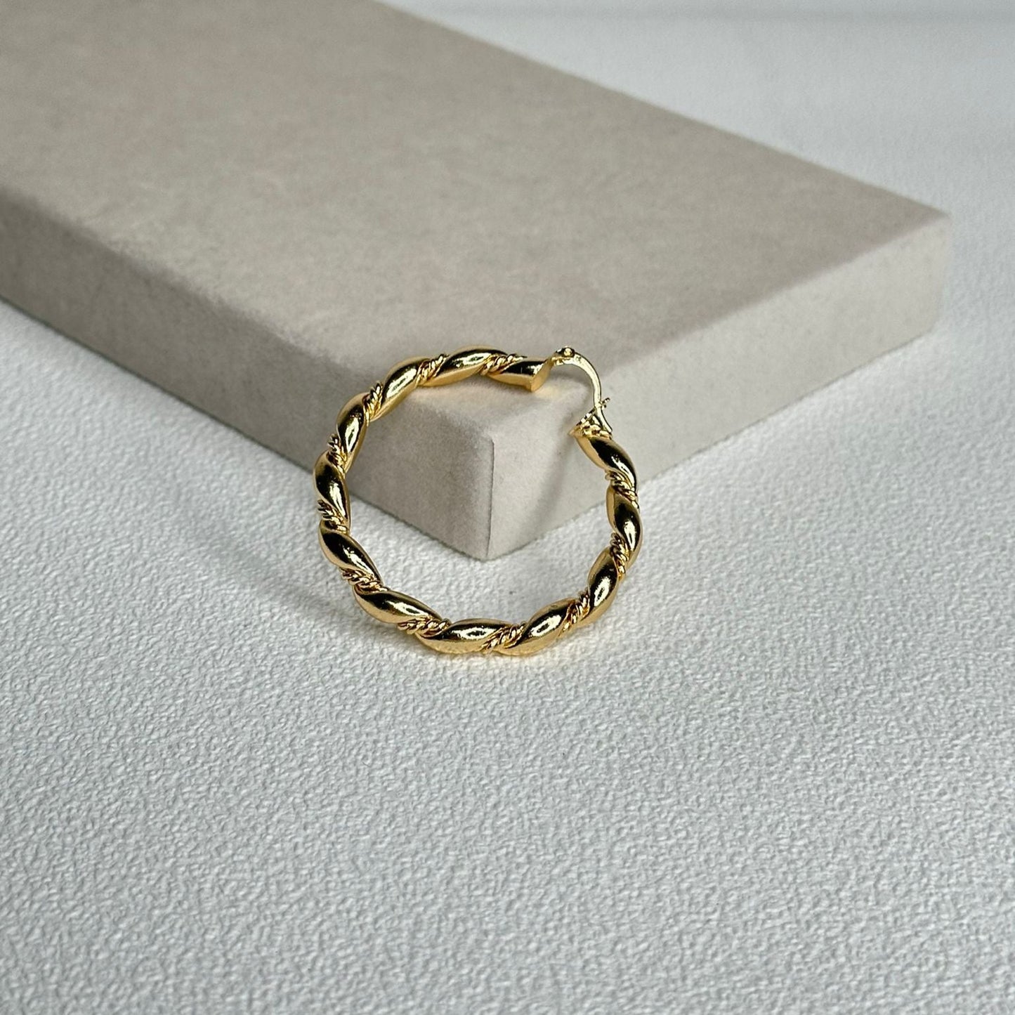 Cerkl Earring