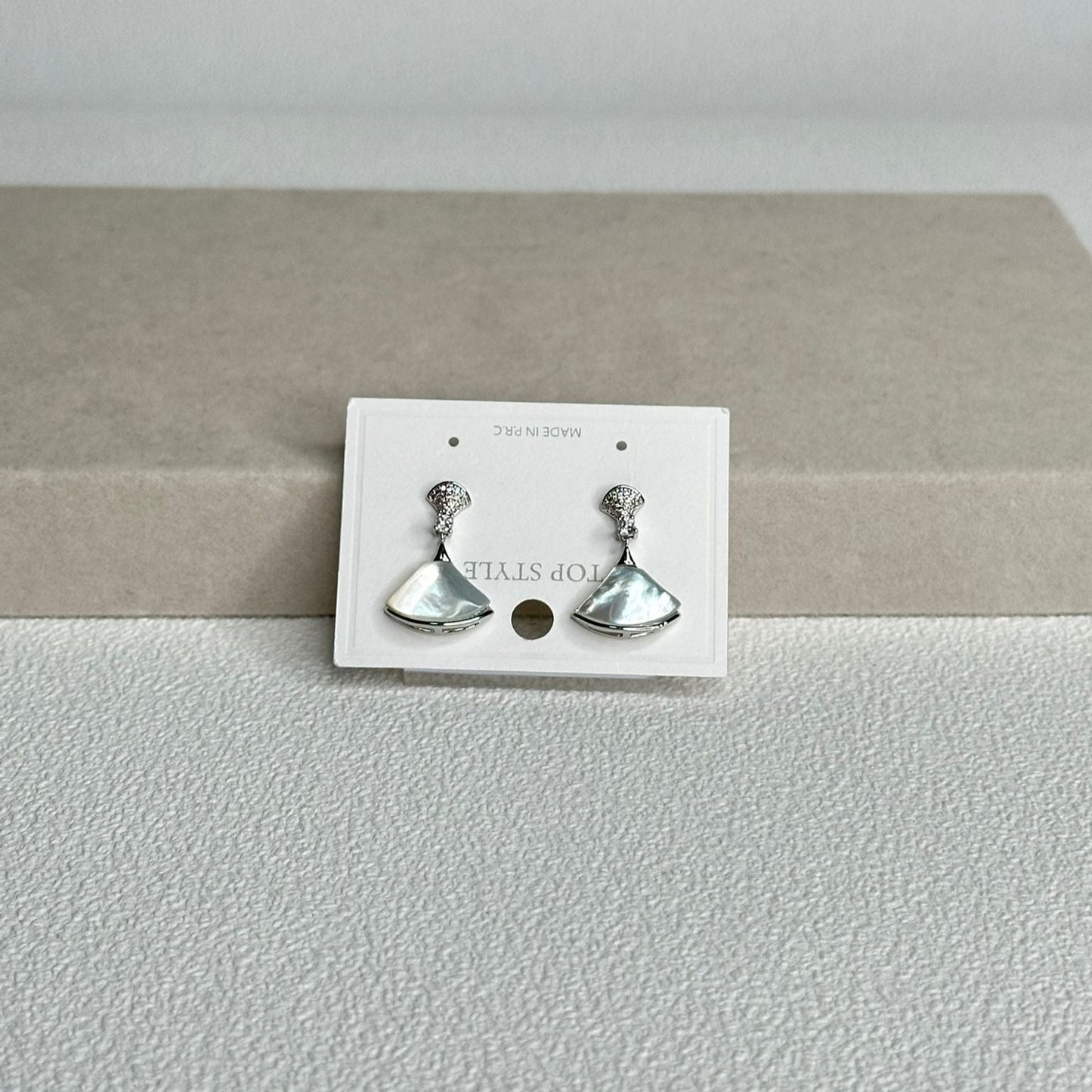 Silcoer Earring