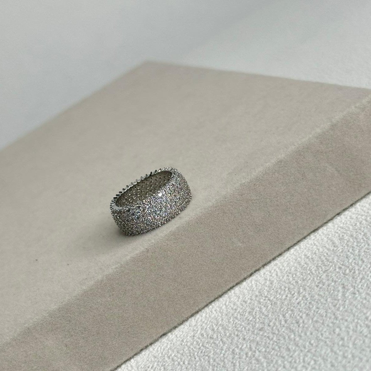 Dsrond Ring