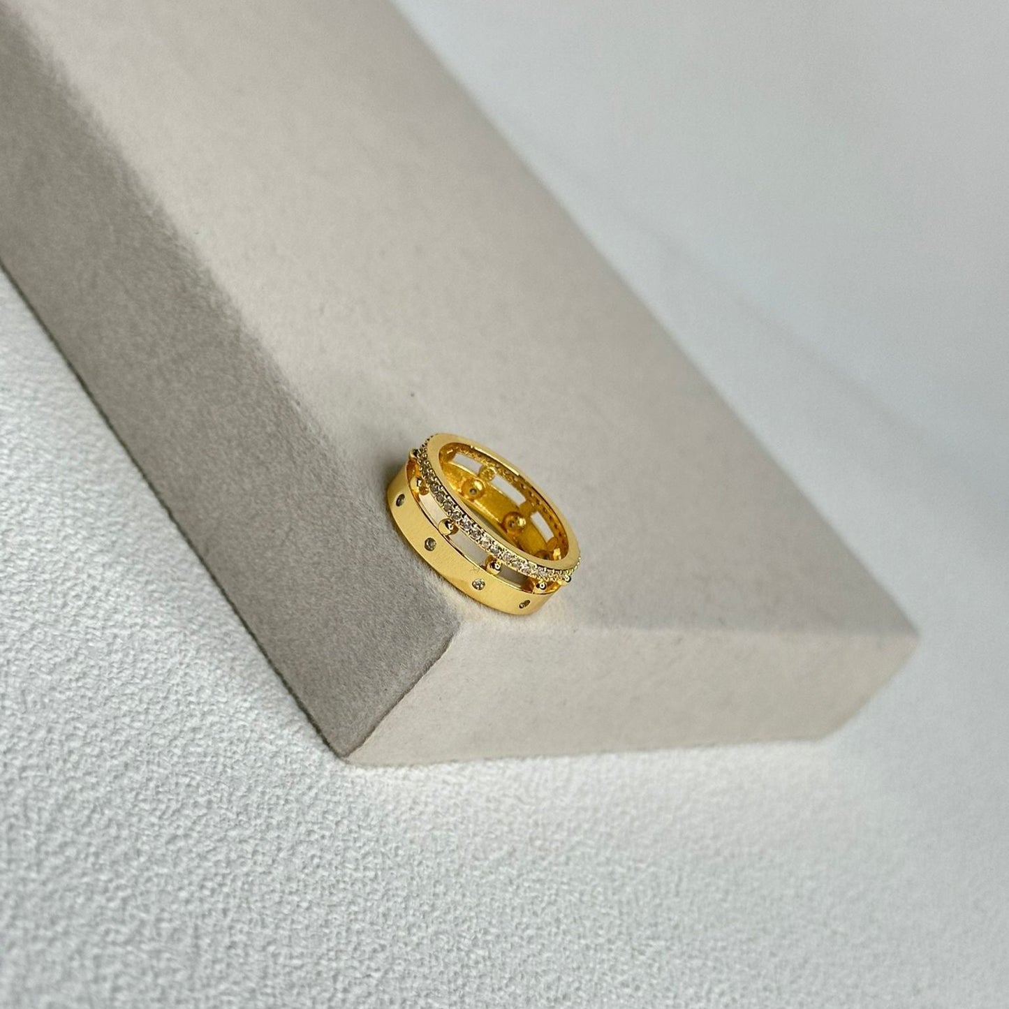 Fmeg Ring